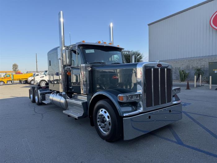 2027 Peterbilt 589-3