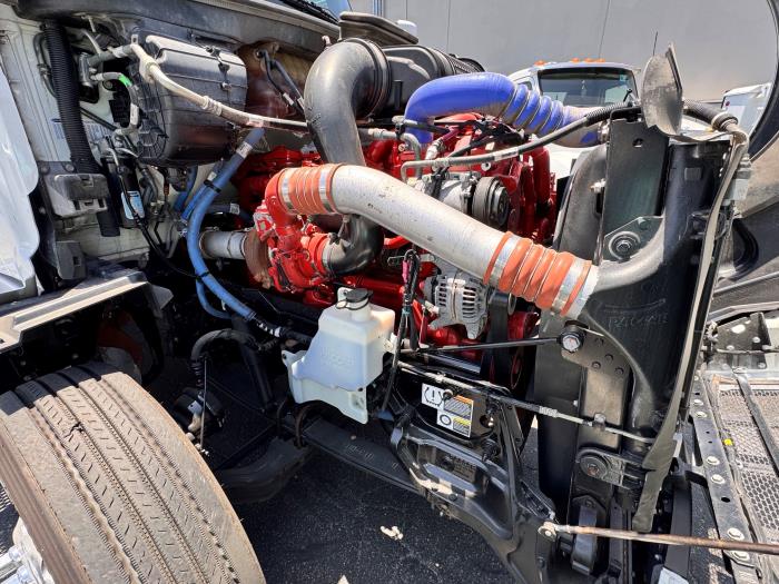 2022 Peterbilt 579-13
