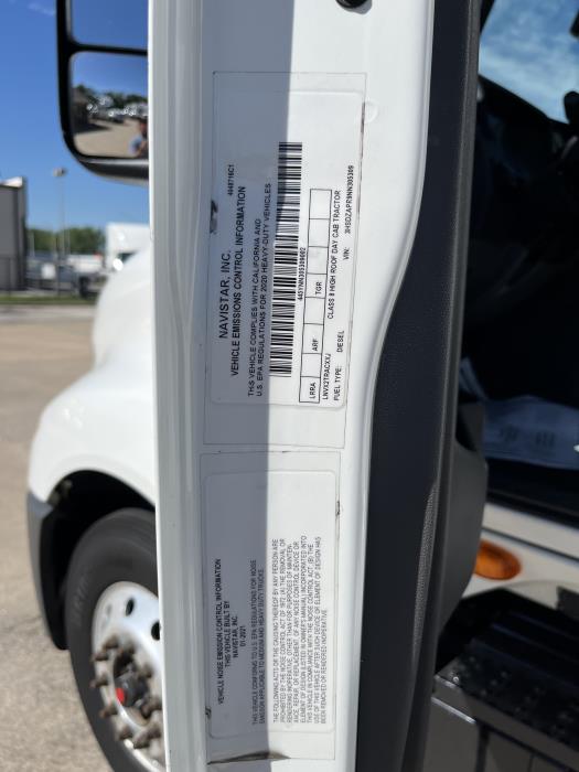 2022 International LT625-10