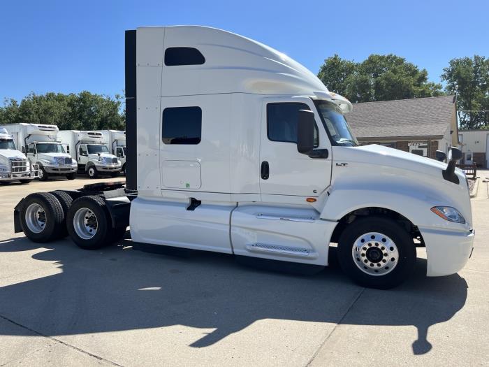 2023 International LT625-6