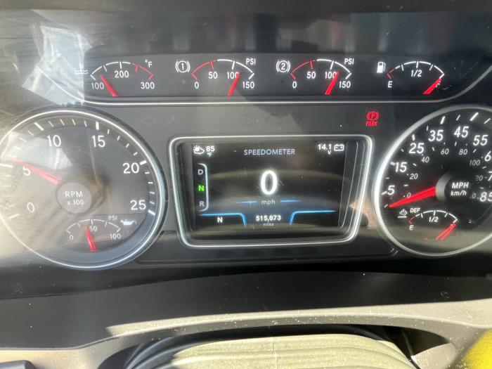 2023 International LT625-15