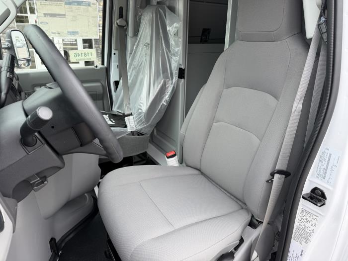 2027 Ford E-450-24