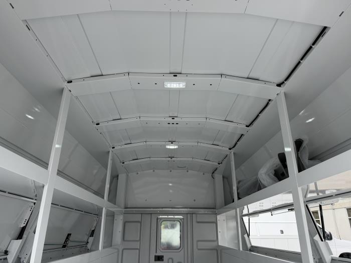 2027 Ford E-450-16