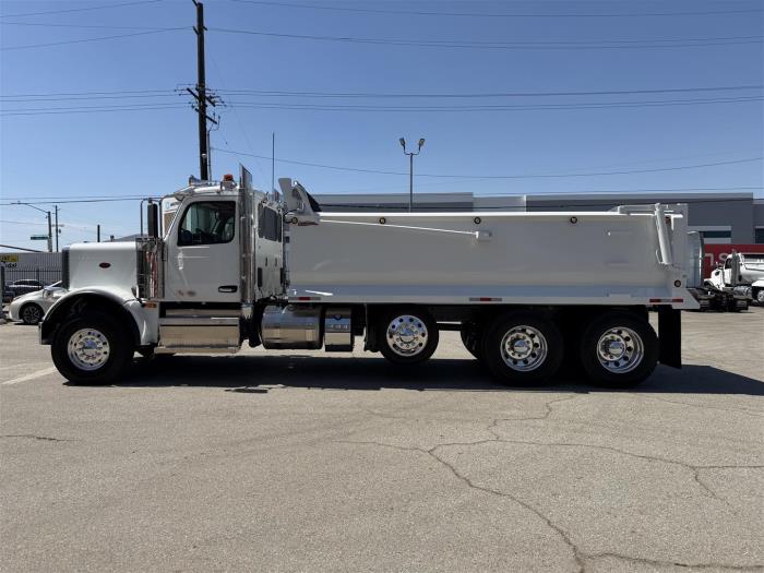 2027 Peterbilt 589-13