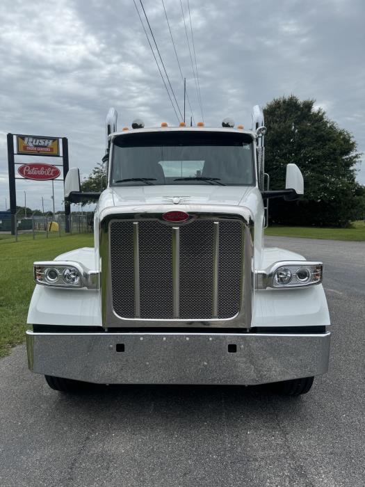 2027 Peterbilt 567-3