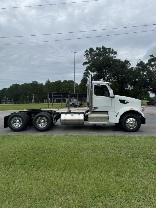 2027 Peterbilt 567-6
