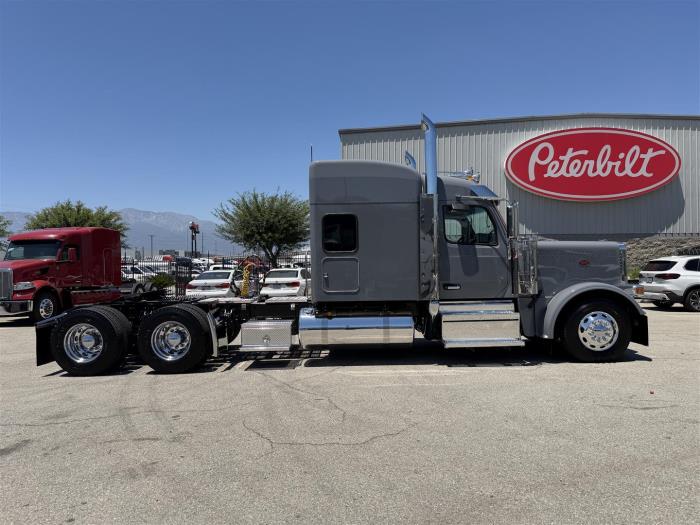 2027 Peterbilt 589-5
