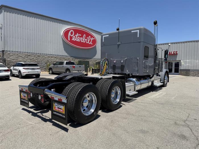 2027 Peterbilt 589-6