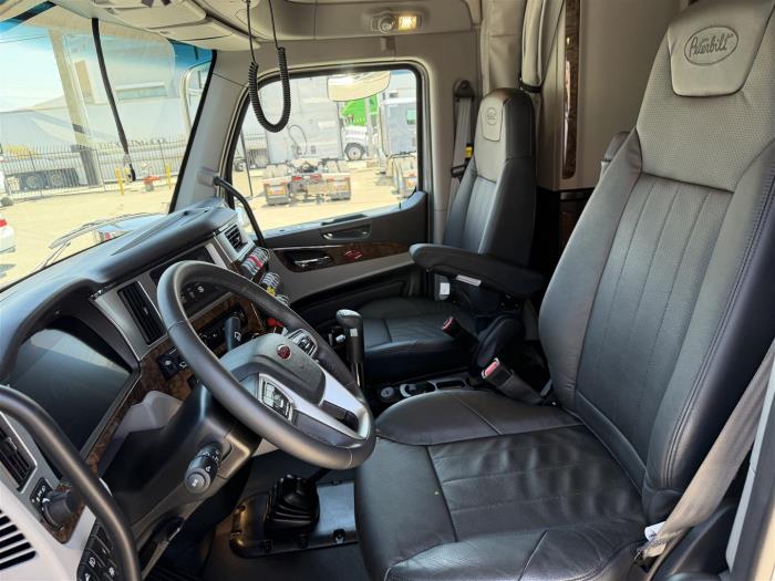 2027 Peterbilt 589-20