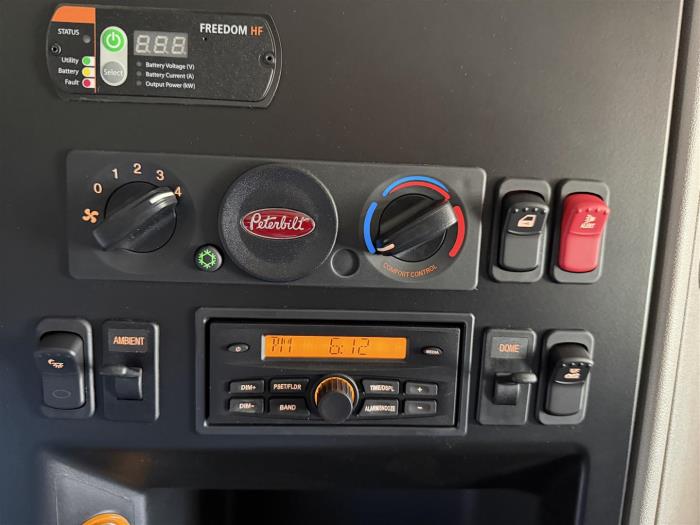 2027 Peterbilt 589-23