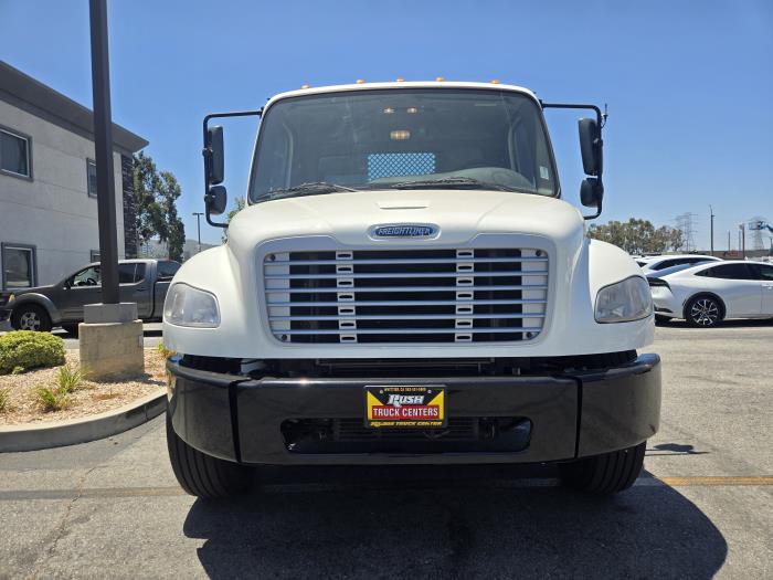 2020 Freightliner Business Class M2 106-2