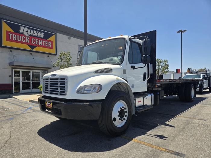 2020 Freightliner Business Class M2 106-0