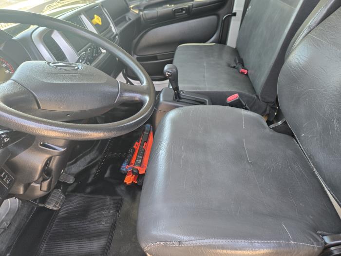 2018 Hino 268A-4