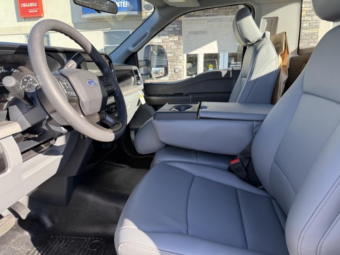 2026 Ford F-550-6
