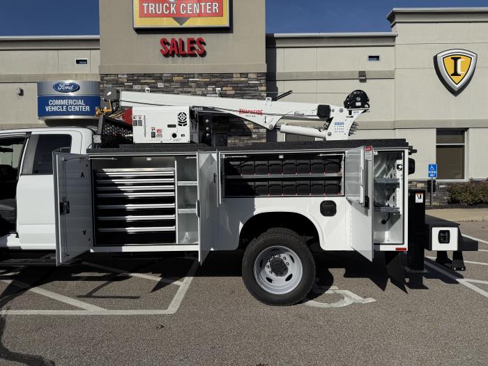 2026 Ford F-550-23