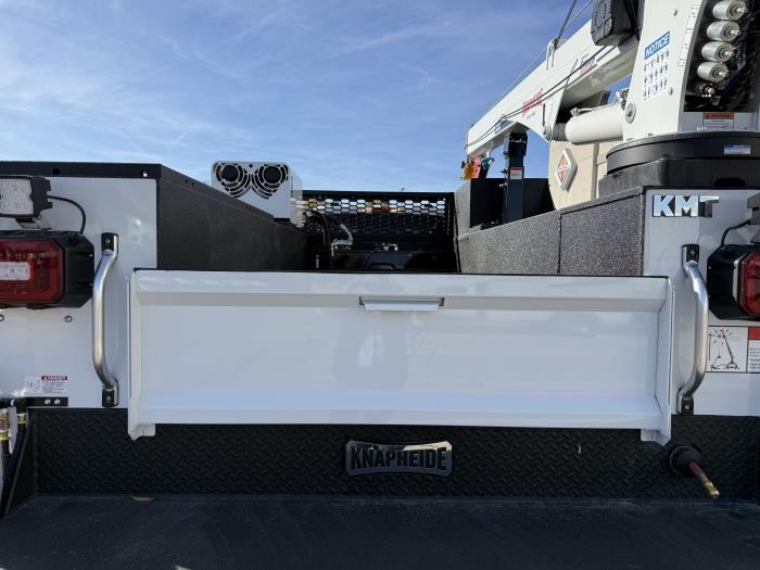 2026 Ford F-550-26
