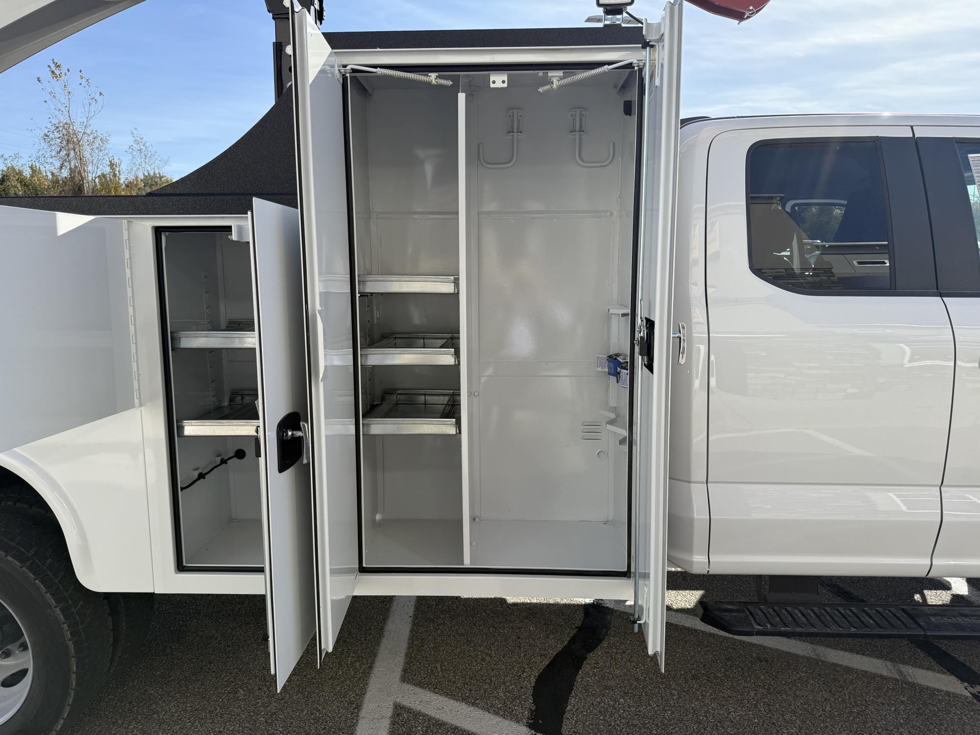 New 2026 Ford F-550 Super Cab Mechanics Truck for sale #2047858 - photo 39