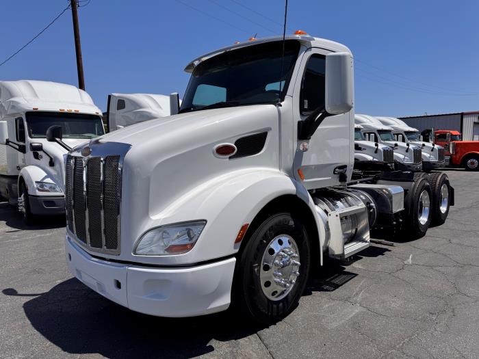 2021 Peterbilt 579-1