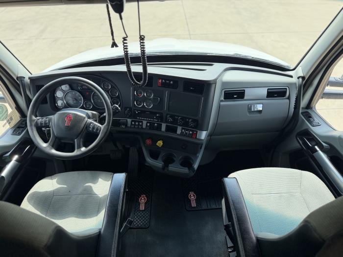 2021 Kenworth T680-22