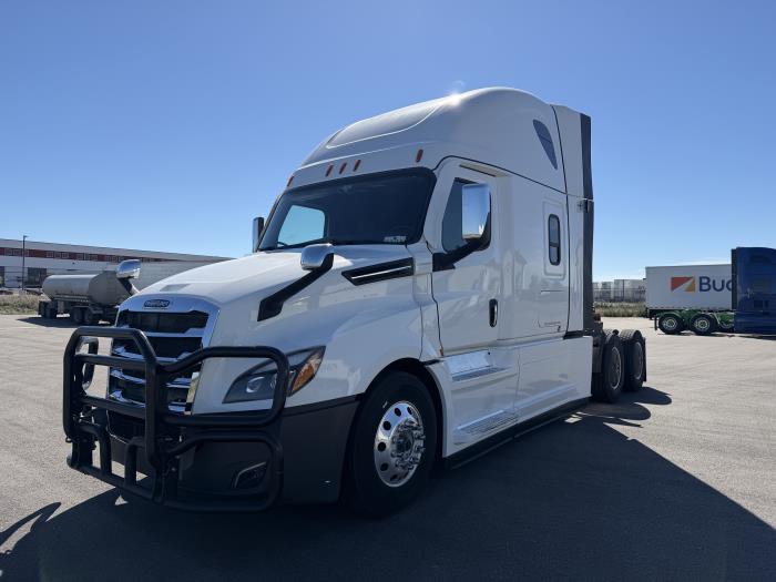 2023 Freightliner Cascadia-0