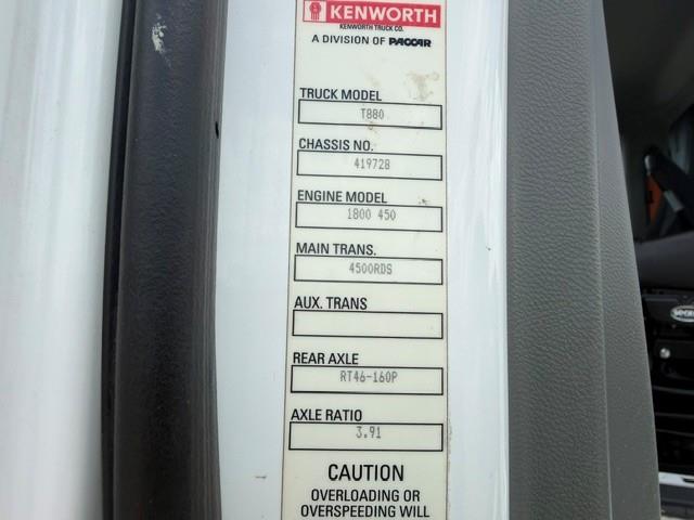 2020 Kenworth T880-28