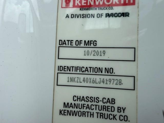 2020 Kenworth T880-29