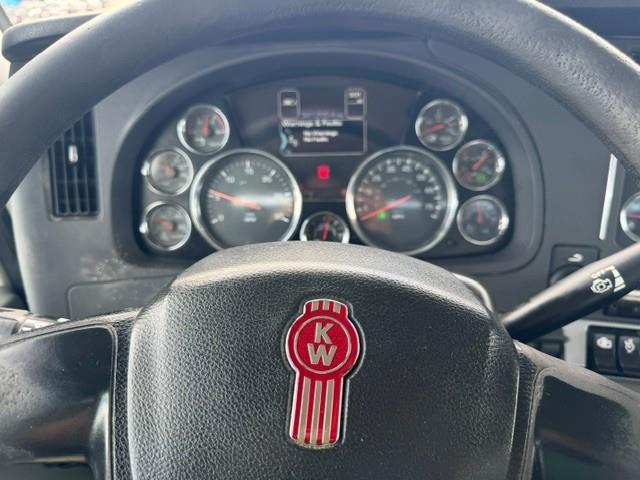 2020 Kenworth T880-36