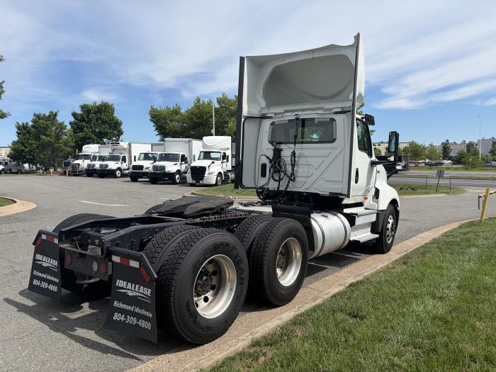 2022 International LT625-4