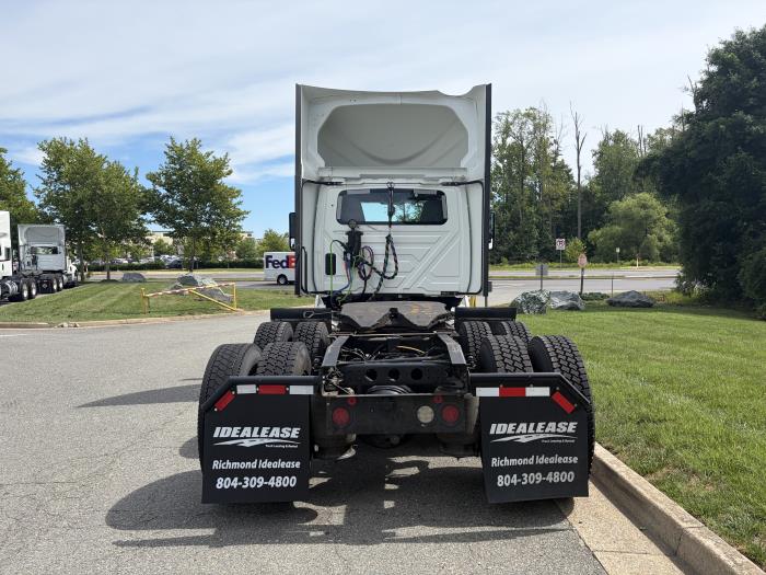 2022 International LT625-5