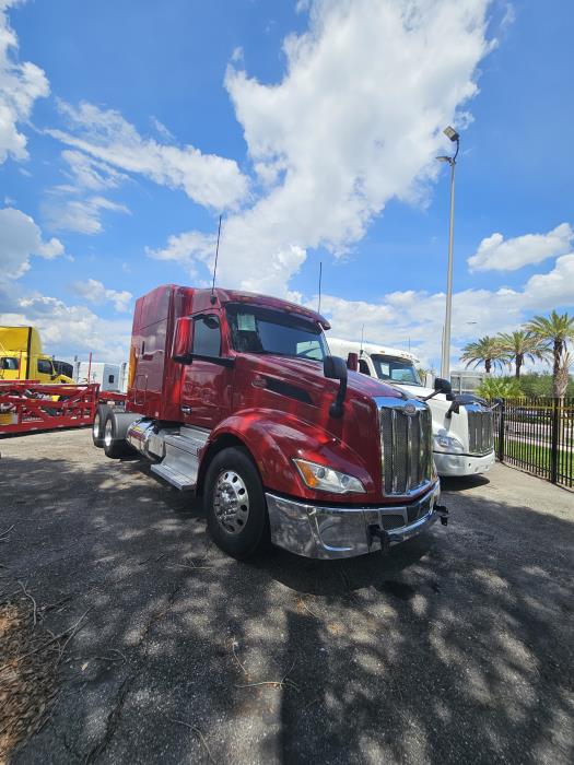2022 Peterbilt 579-18