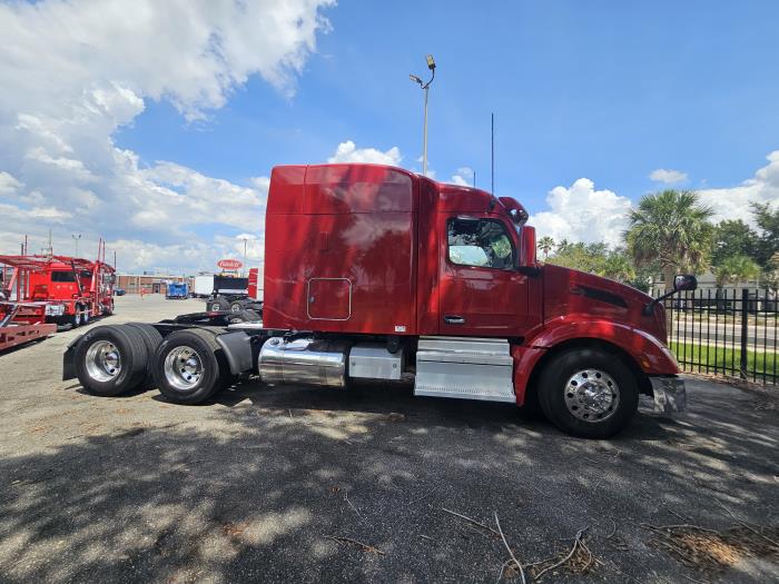 2022 Peterbilt 579-19