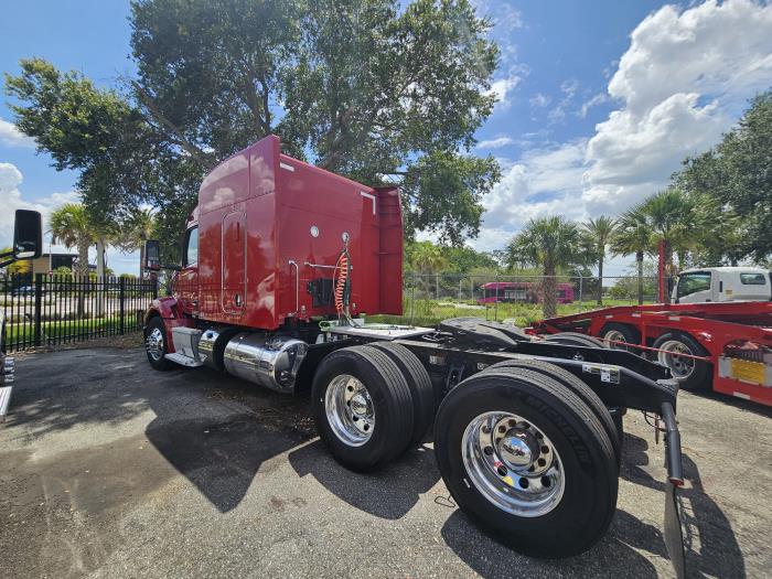 2022 Peterbilt 579-22