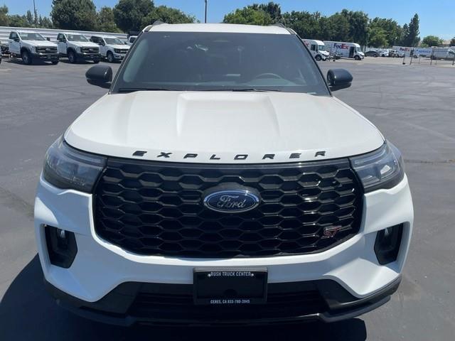 2026 Ford Explorer-2
