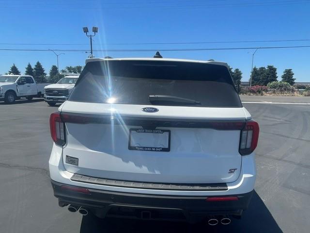 2026 Ford Explorer-5
