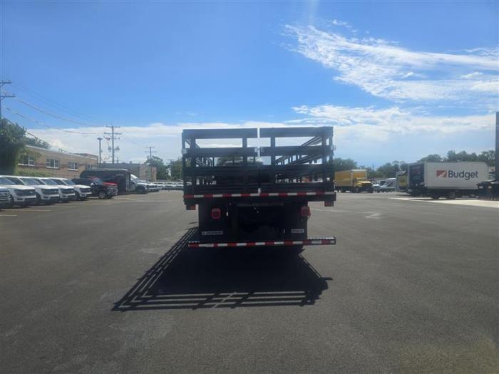 2027 Ford F-750-4