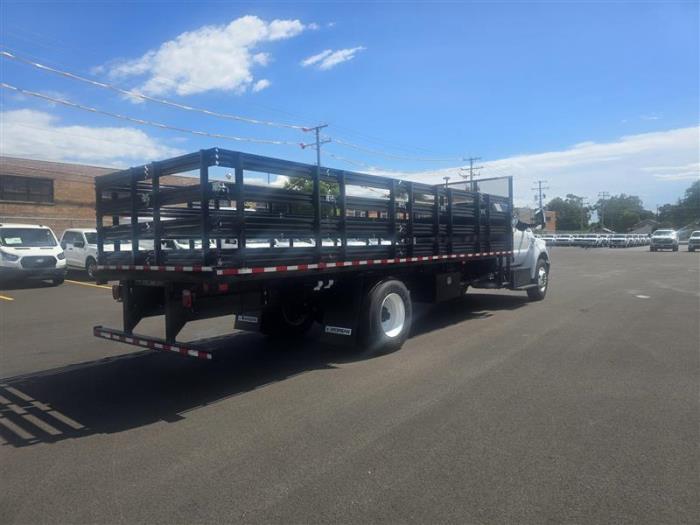 2027 Ford F-750-6