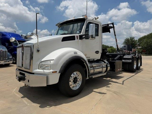 2020 Kenworth T880-0