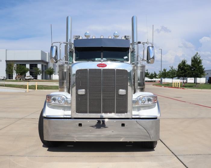 2027 Peterbilt 589-8