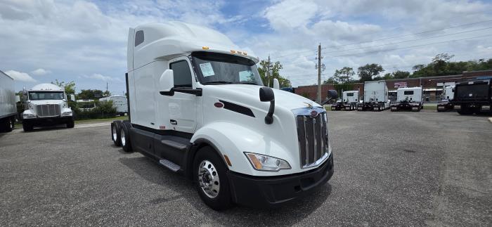2022 Peterbilt 579-6