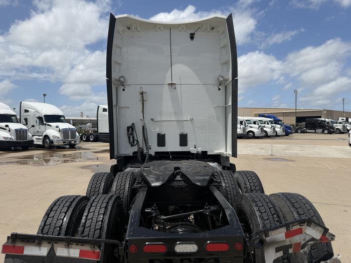 2022 Peterbilt 579-4