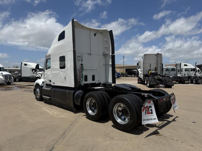 2022 Peterbilt 579-3