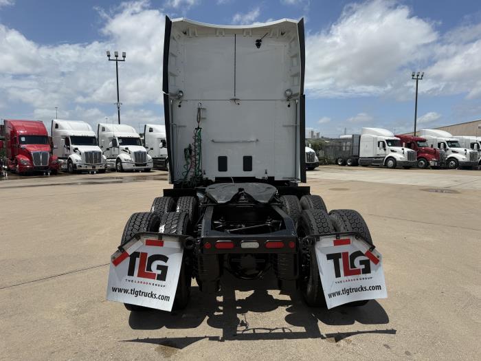 2022 Peterbilt 579-4
