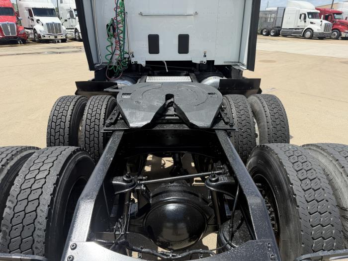 2022 Peterbilt 579-13