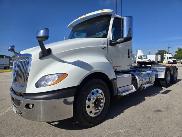2021 International LT625-1
