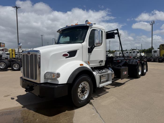 2019 Peterbilt 567-1