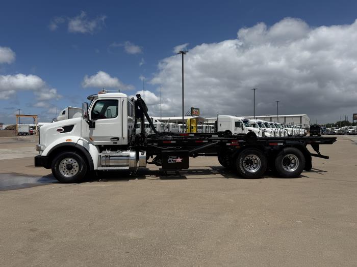 2019 Peterbilt 567-2