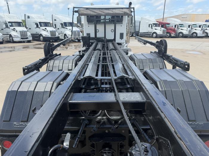 2019 Peterbilt 567-12