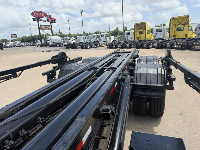 2019 Peterbilt 567-13