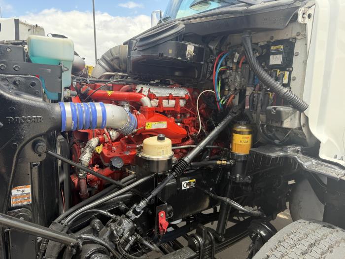 2019 Peterbilt 567-18