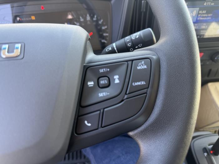 2026 Isuzu NPR-HD-17